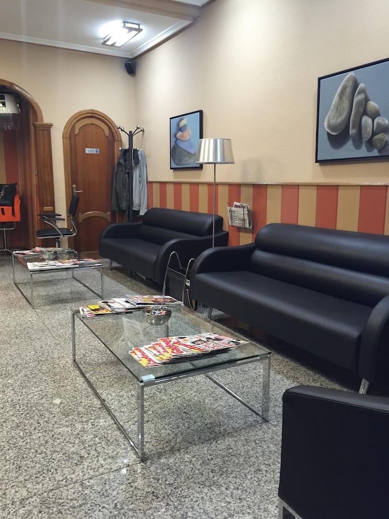 Peluqueria De Caballeros Jose Maria desde 1967 — Del propietario