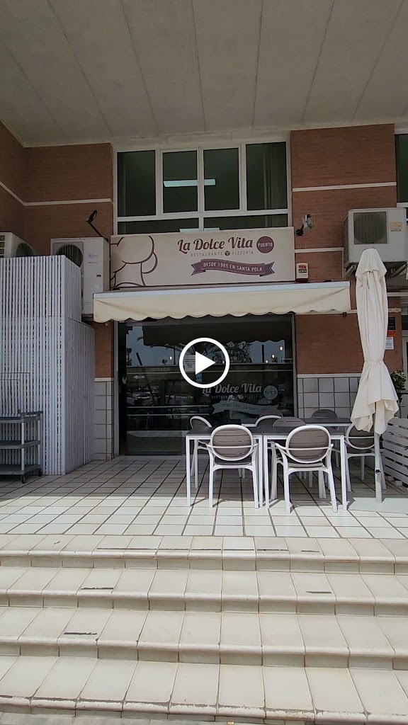 Pizzeria La Dolce Vita Puerto — Videos