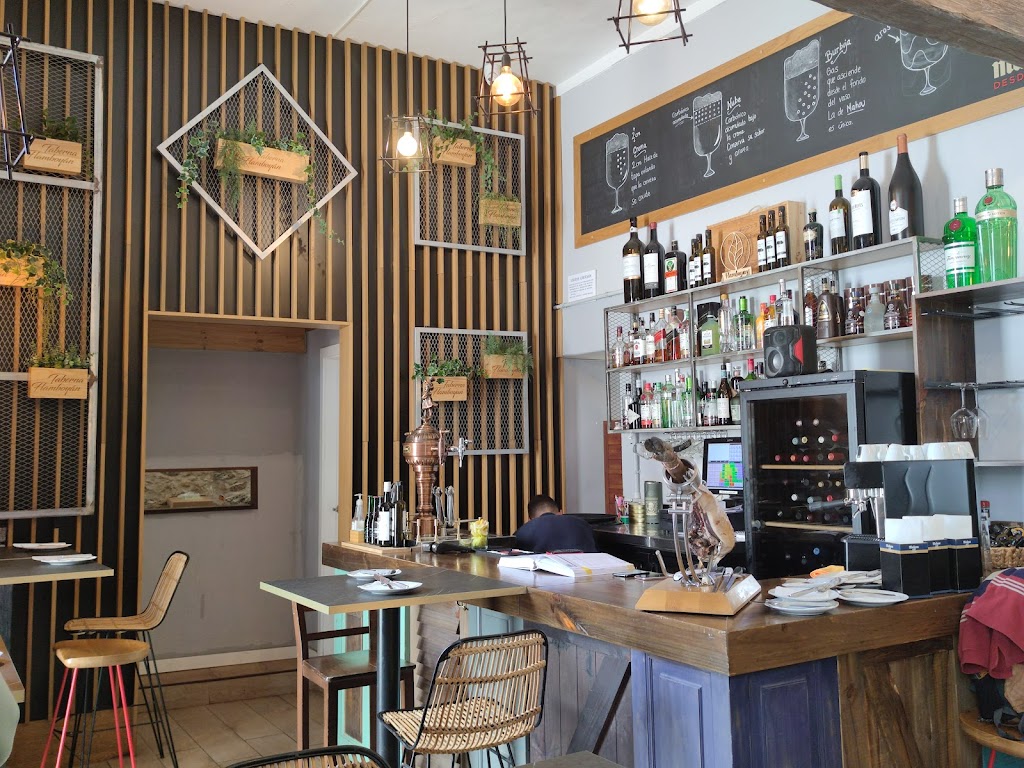 Taberna Tasca Flamboyan — Ambiente