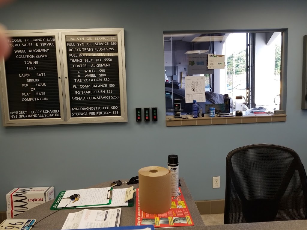 Used car dealer in Rensselaer