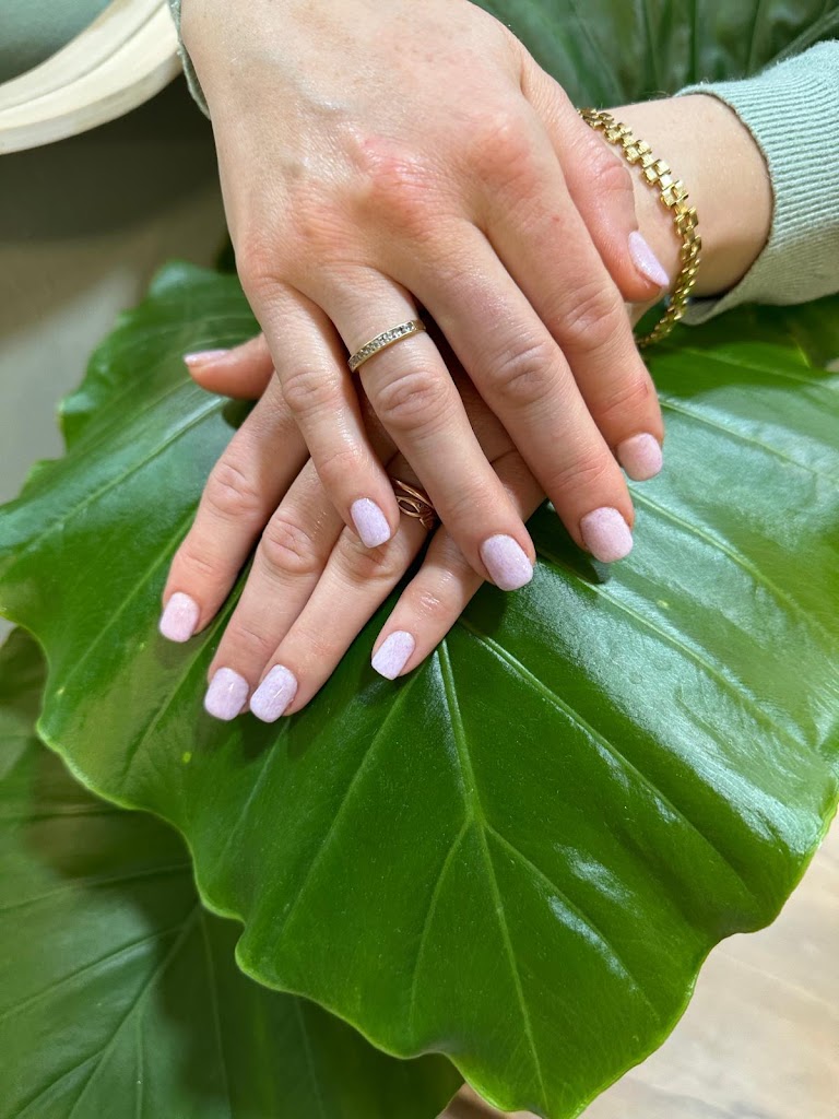 BELLA salon de belleza — Manicura