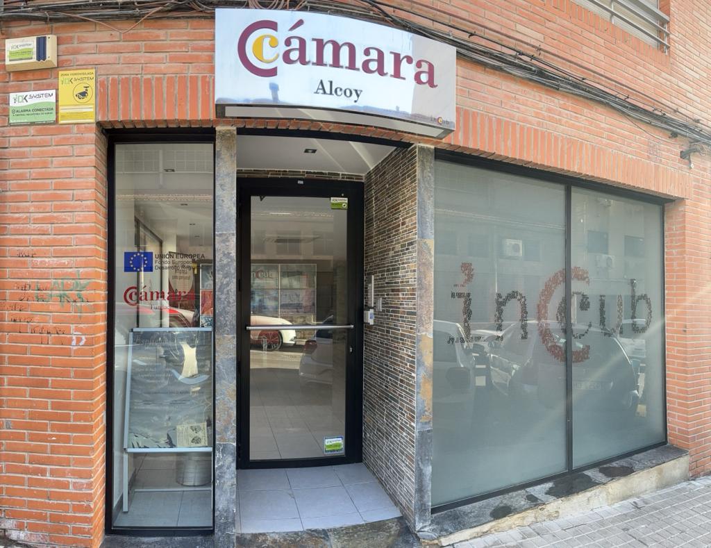 CambridgeMB Levante SL 911