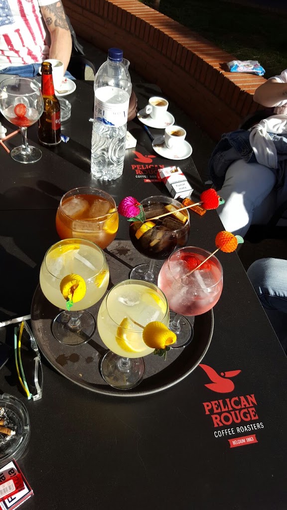 Restaurant Moments VNG — Comida y bebida