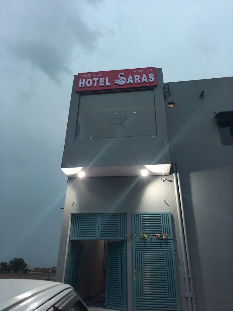 Hotel Saras