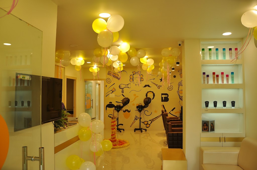 Akarshana Family Salon