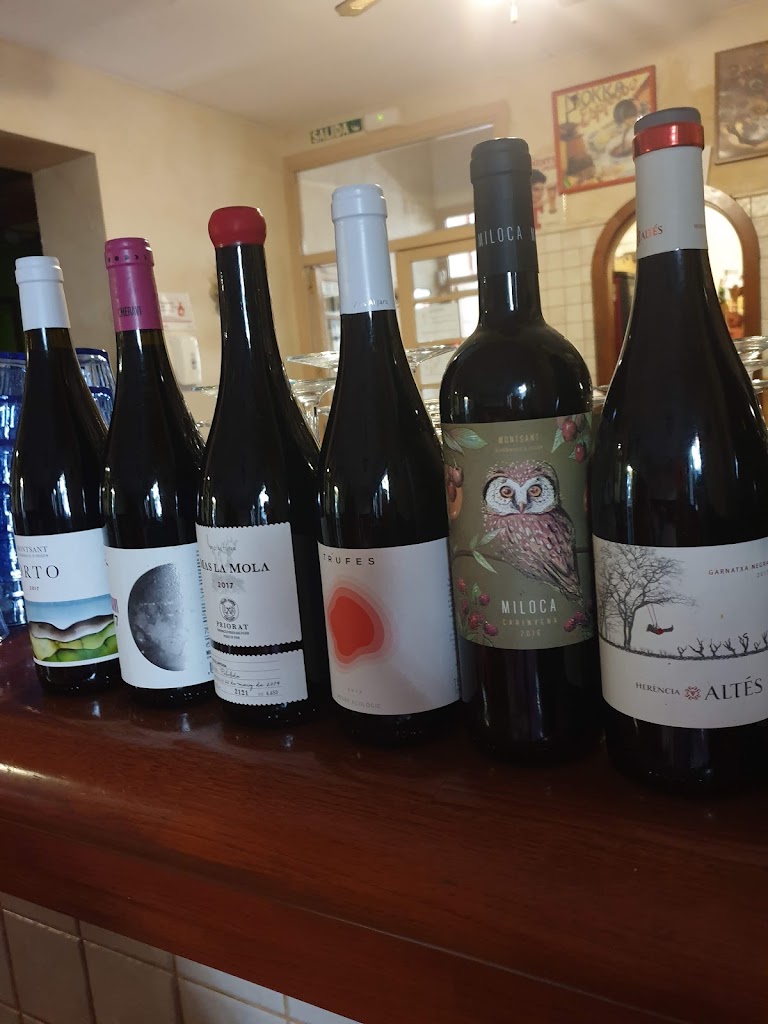 Restaurante L'Harmonia — Comida y bebida