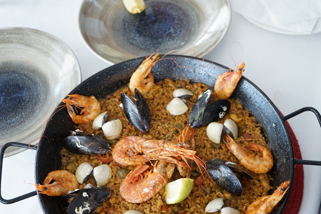 Restaurant Puerto de Mogan | Viceverxa — Paella
