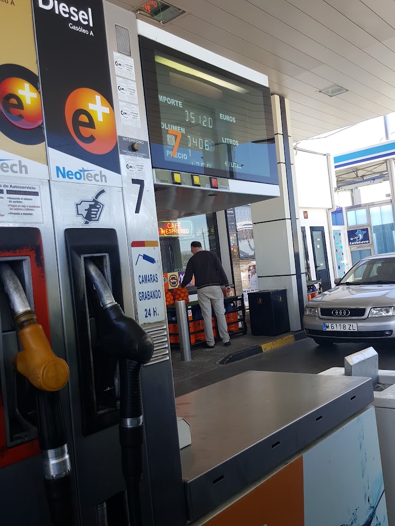 Gasolinera Repsol Villanueva del Pardillo — Estacion de servicio
