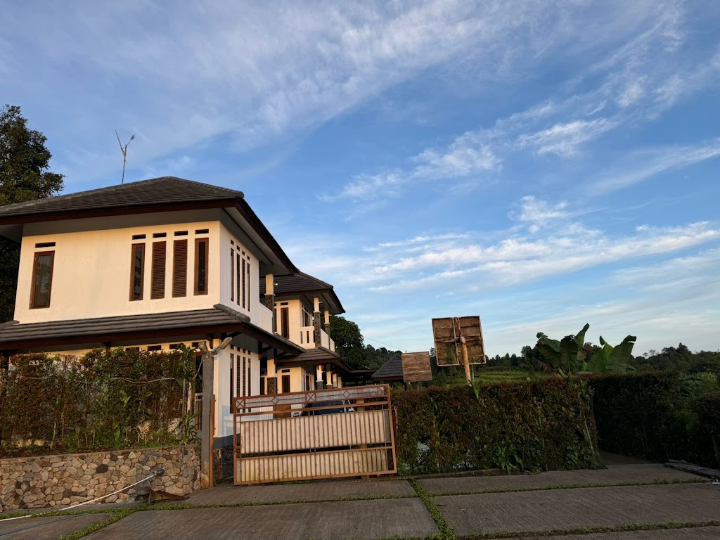 Vin Van Vin Villa & Camping Ground