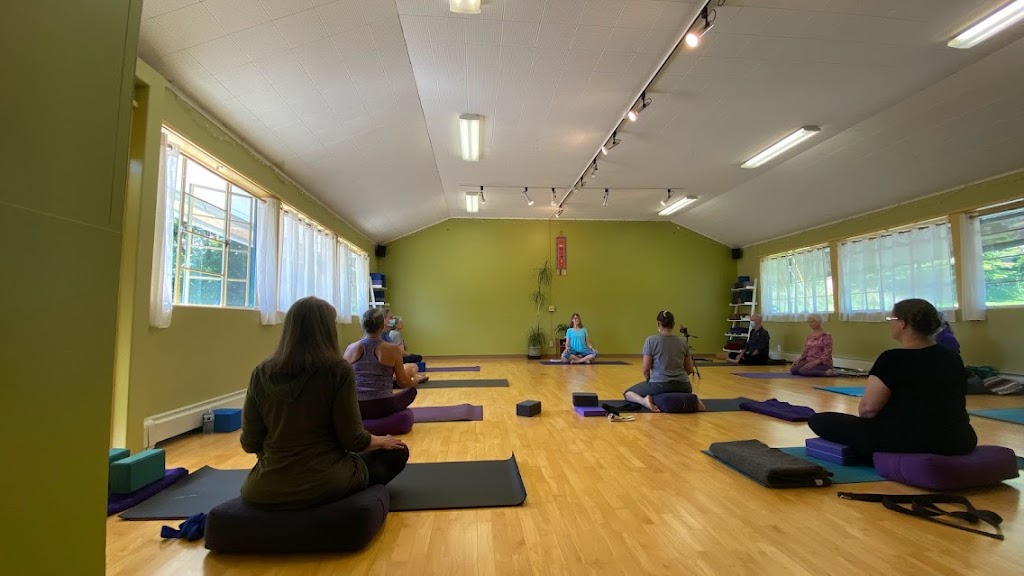  Eugene Yoga South