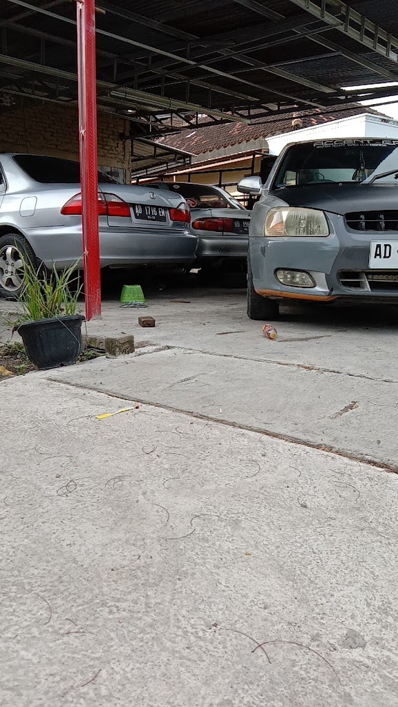 Yantos Bengkel Mobil