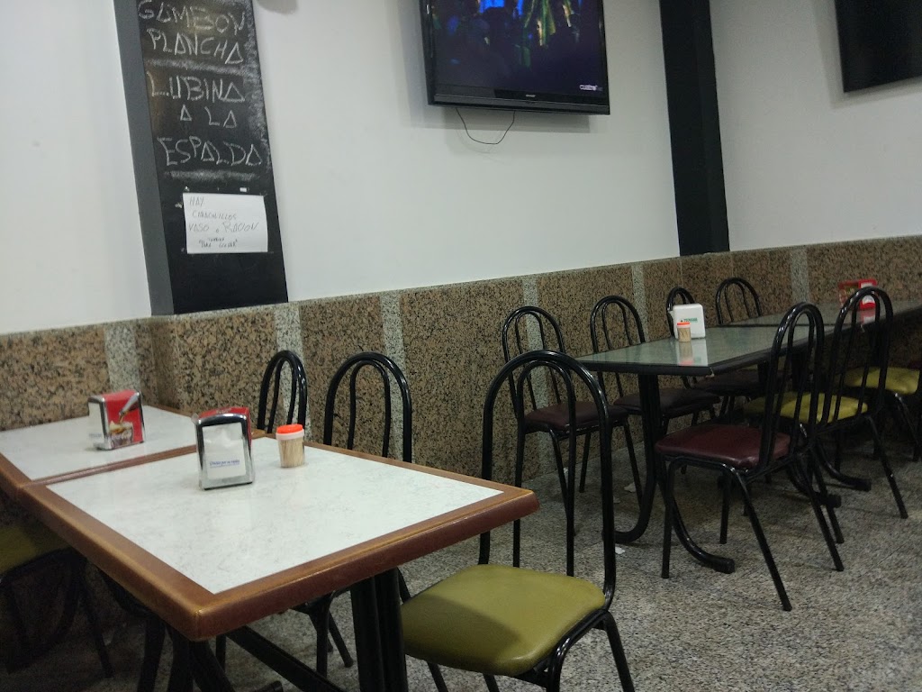 Cafeteria hermanos Chacon (Arco Iris)