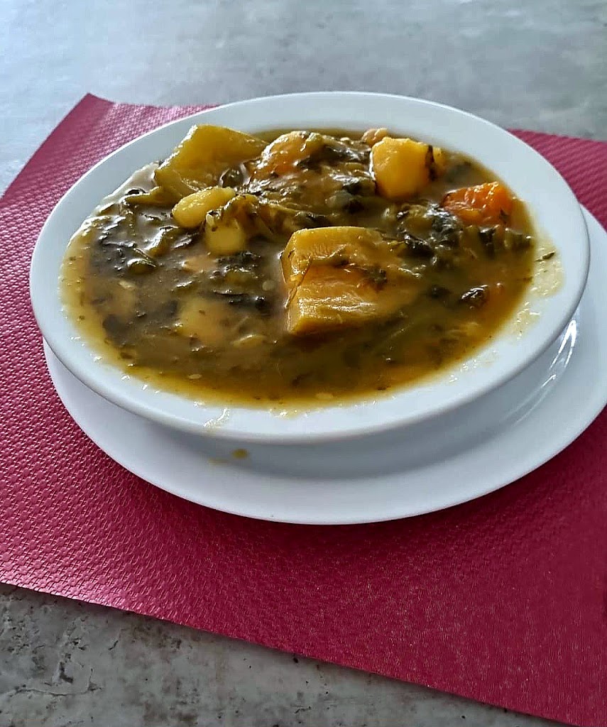 Los cunaos — Comida y bebida