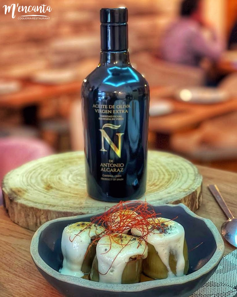 Restaurante M'encanta Coqueria Oliva — Comida y bebida