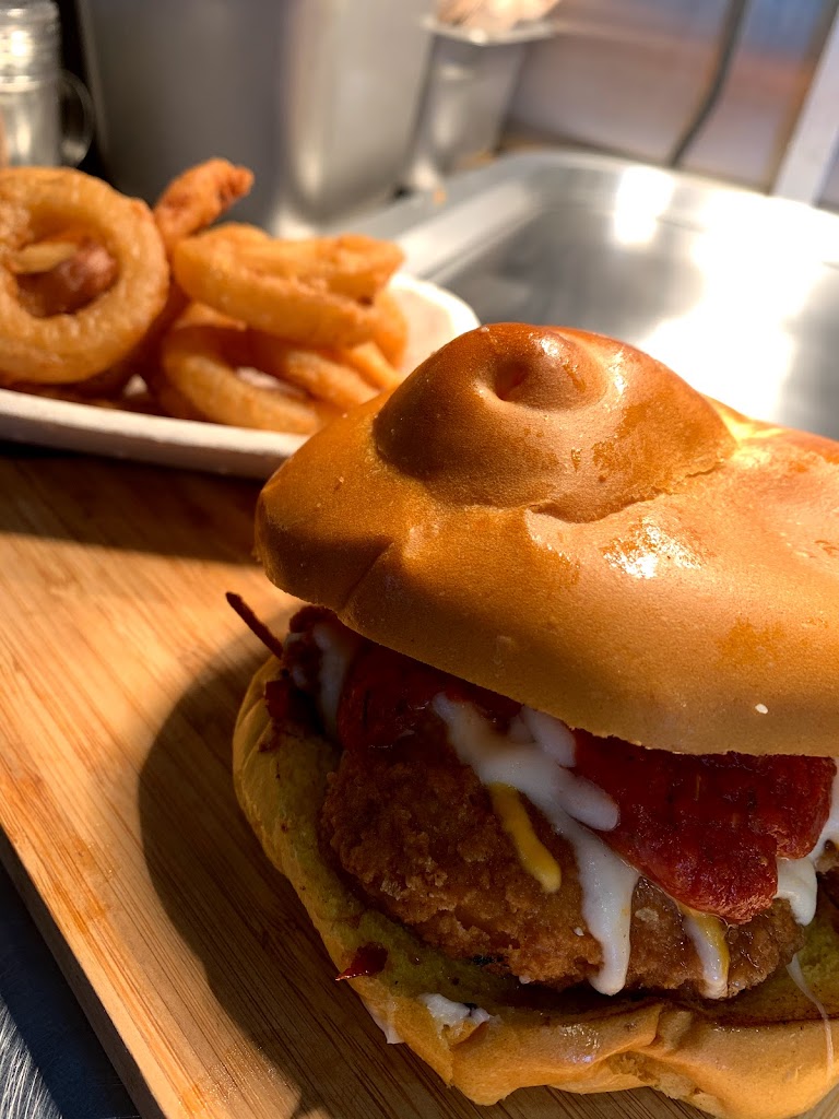 Chewy's Grill