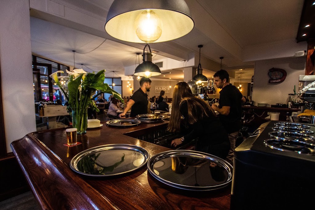 Marc's Restaurant — Ambiente