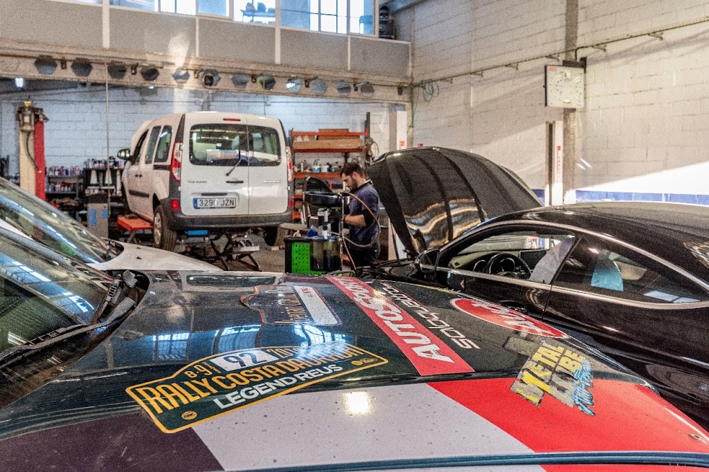 TALLER MECANICO-Taller Andreu Llaveria Reus