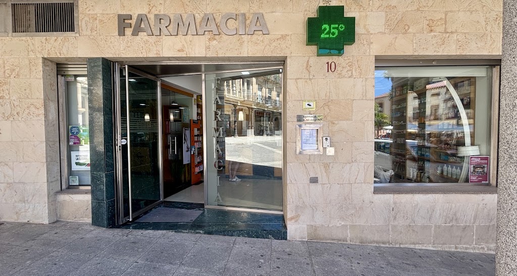 Farmacia Francisco Cano Santibanez. Alba de Tormes (Salamanca) — Del propietario