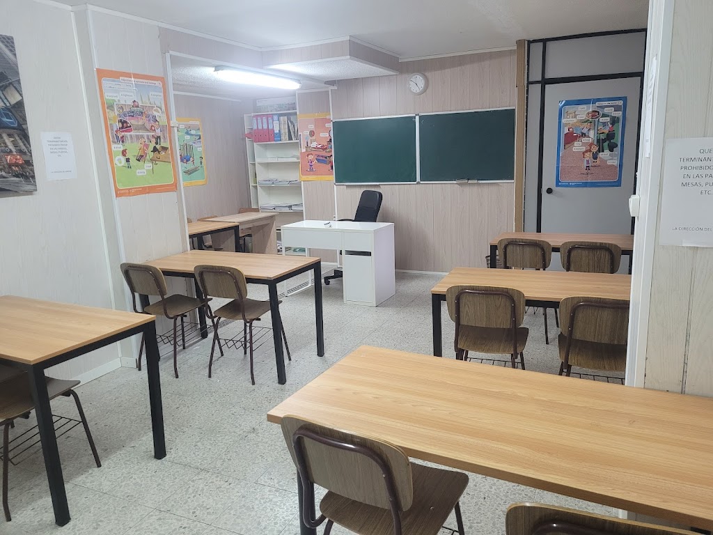ACADEMIA RIO Centro de Ingles y Apoyo Escolar