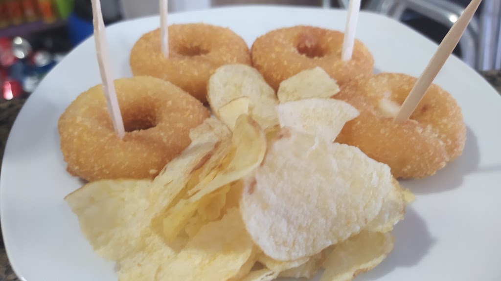 geta y nelly — Comida y bebida