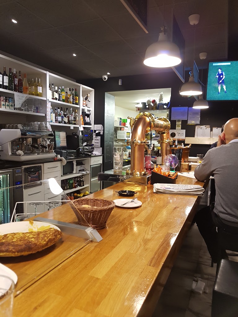 Bar restaurante Brooklyn Street — Comida y bebida