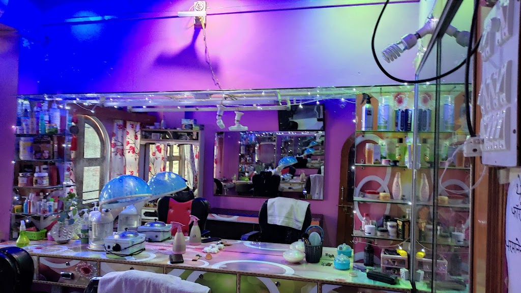 Smart Fashion Beauty Parlor