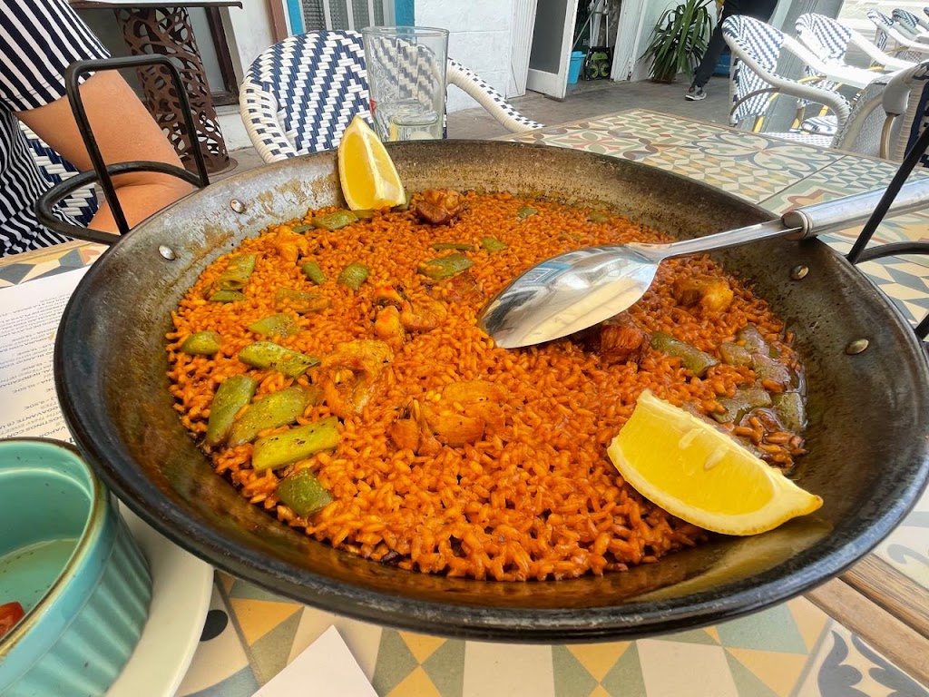 L'Almadrava Javea — Comida y bebida