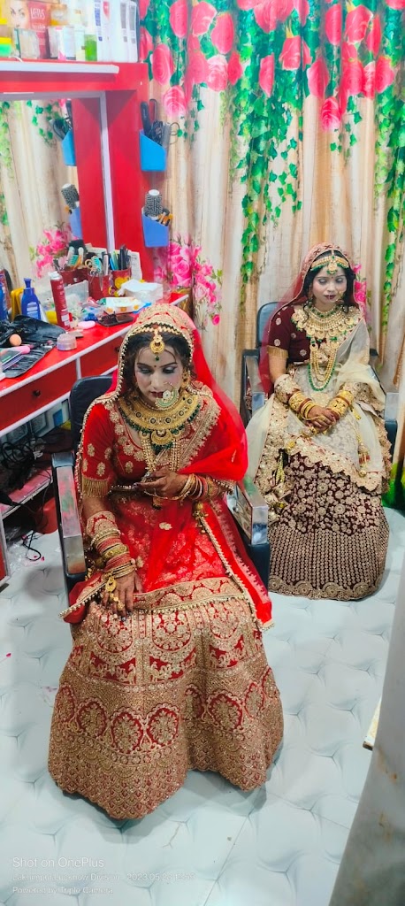 Mahalaxmi Makeup Salon