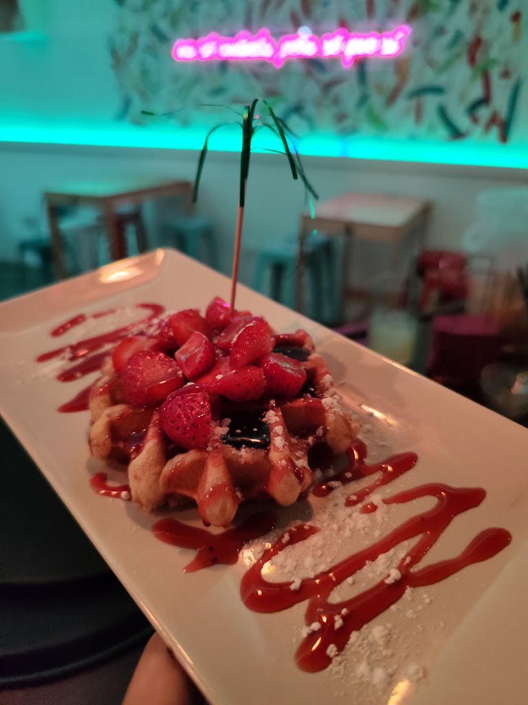Poderio Cafe-Terraza — Comida y bebida