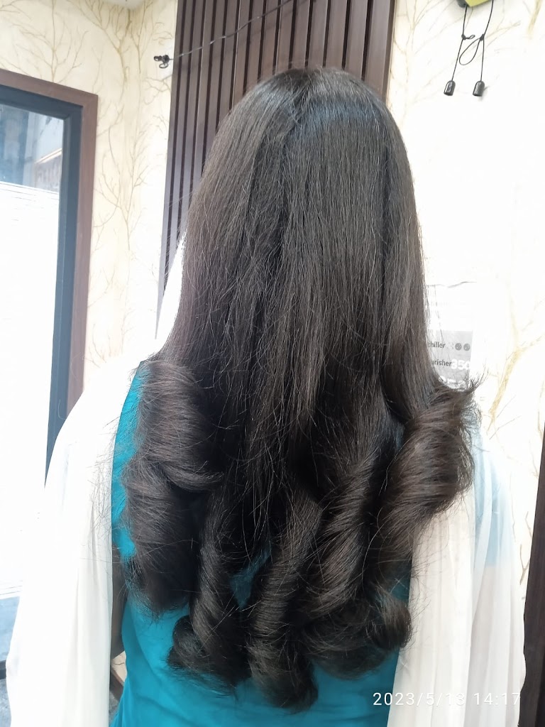 Nura Unisex Beauty Care