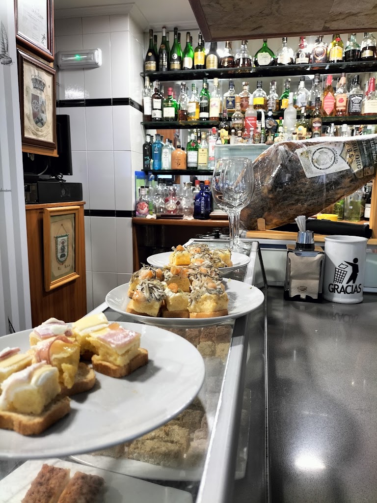Cerveceria Isae — Comida y bebida