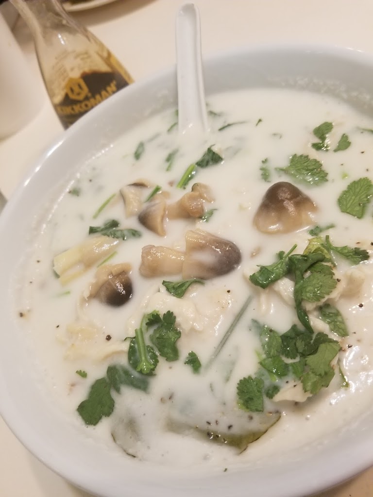 Mei Thai Restaurant & Sushi Bar