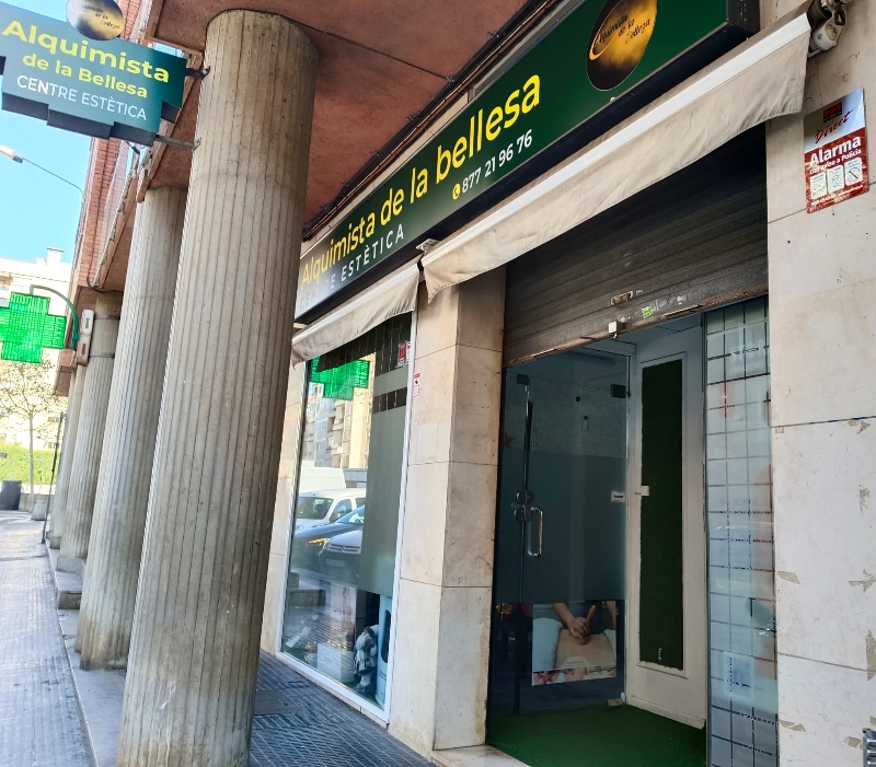 Alquimista de la Bellesa — Exterior