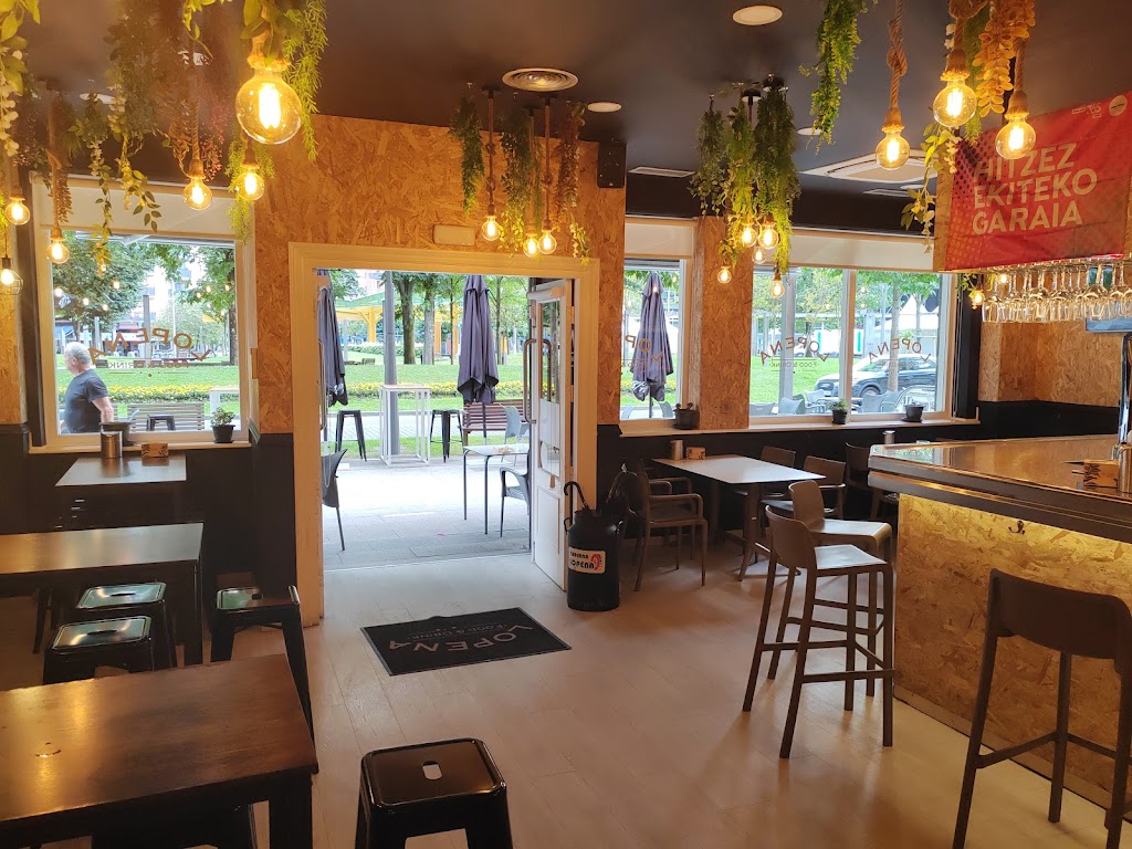 Bar Lopena Food & Drink