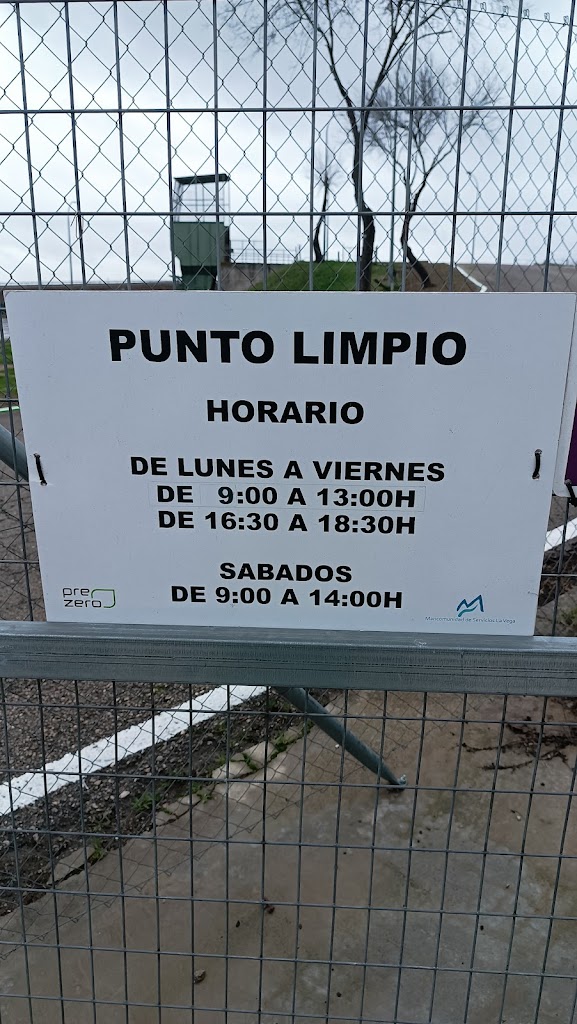 PUNTO LIMPIO LORA DEL RIO