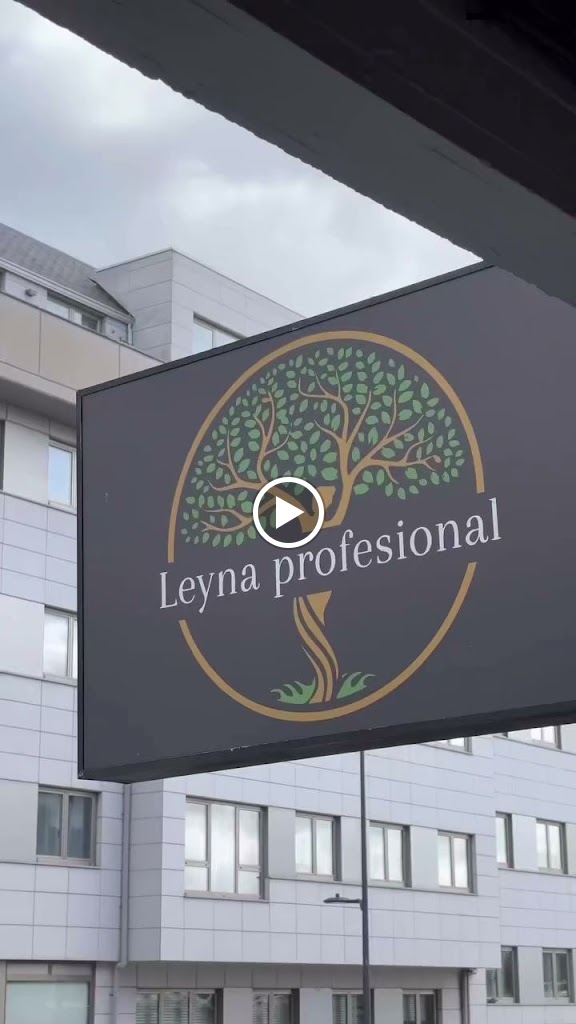 LEYNA PROFESIONAL // CENTRO DE TRATAMIENTOS CAPILARES. — Del propietario
