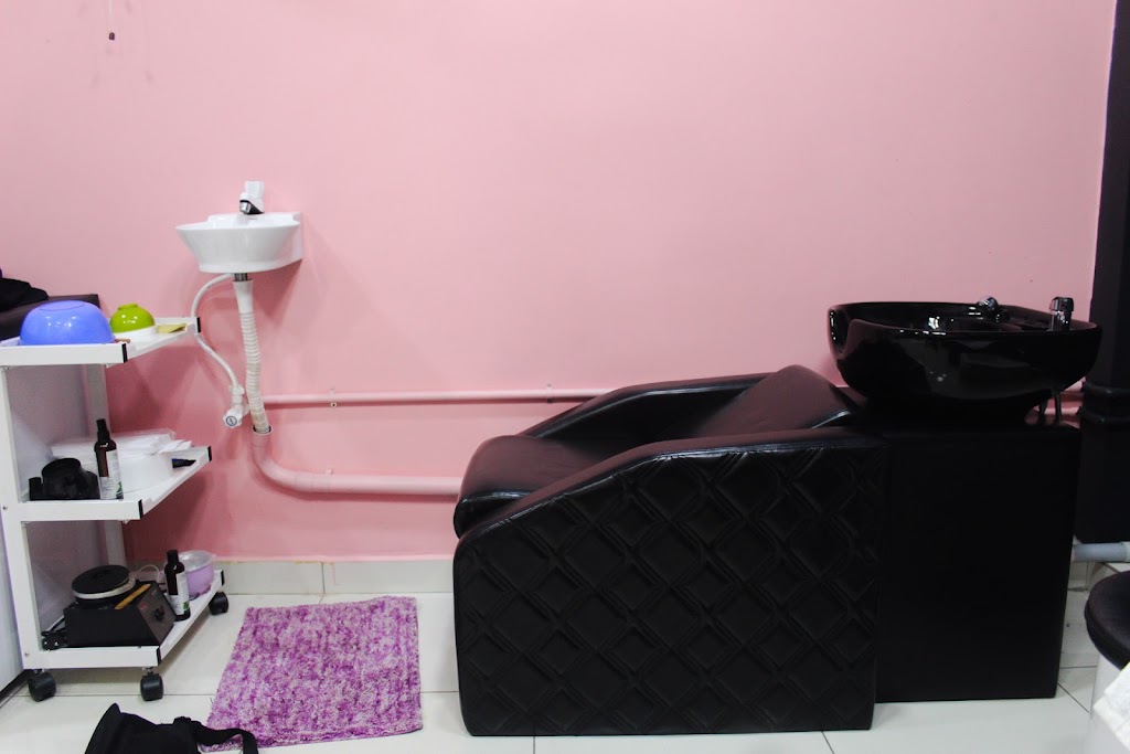 Unique Trendz Salon Bridal Studio