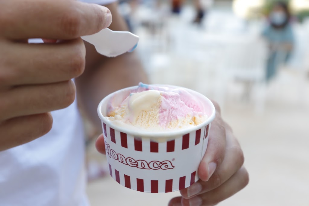 HELADOS ARTESANOS JIJONENCA — Comida y bebida