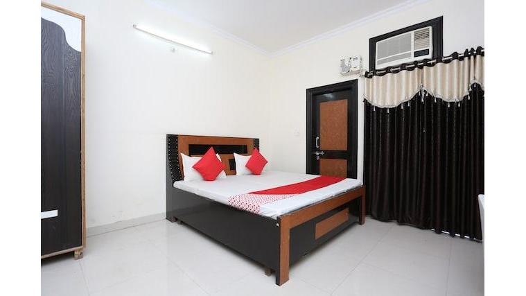 Oyo 40446 Yas Residency