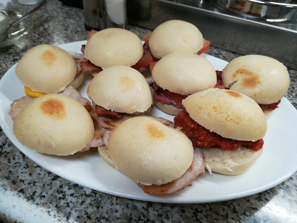 Bar Seronero — Comida y bebida