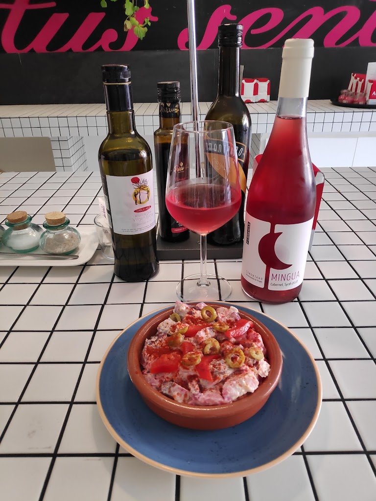 Vinobar — Vino