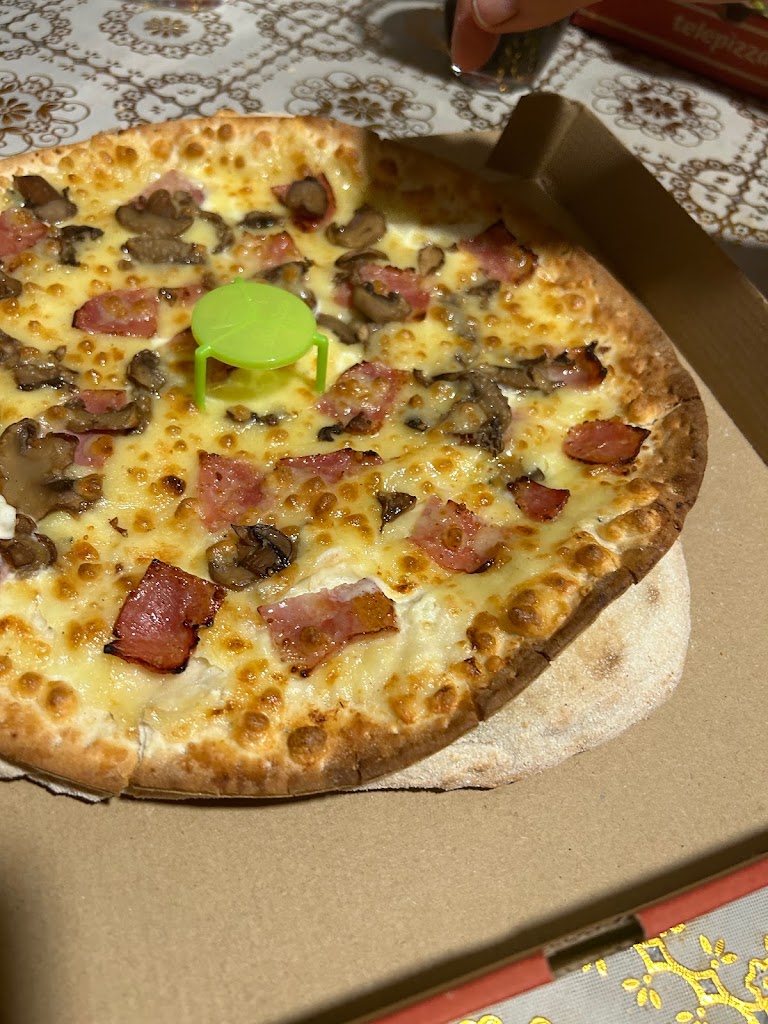 Telepizza Lliria - Comida a domicilio — Pizza