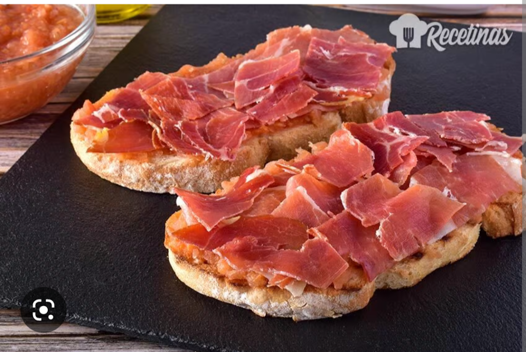 Bar LA ESPUELA — Comida y bebida