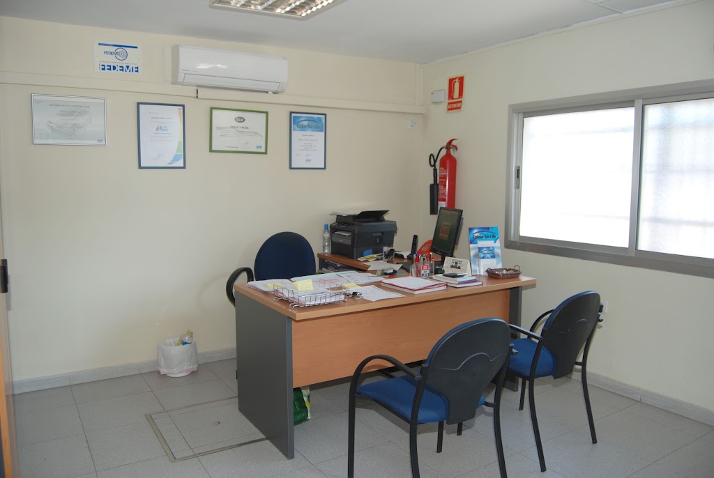 Talleres Perez Y Rosa S.L. — Interior