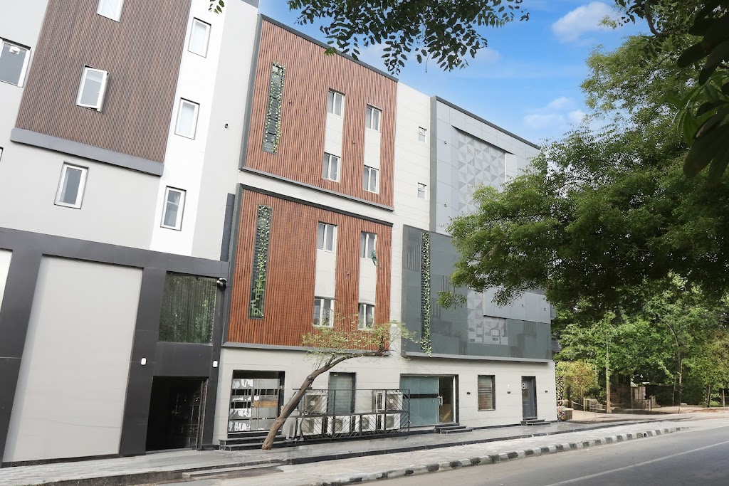 Super Townhouse Rohini Sector 18 Formerly Relic Stay