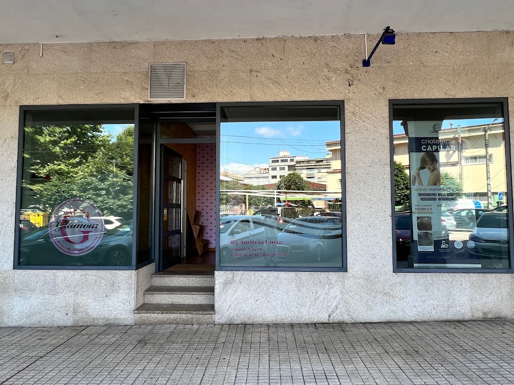 Glamour Peluqueira y Estetica Avanzada — Del propietario