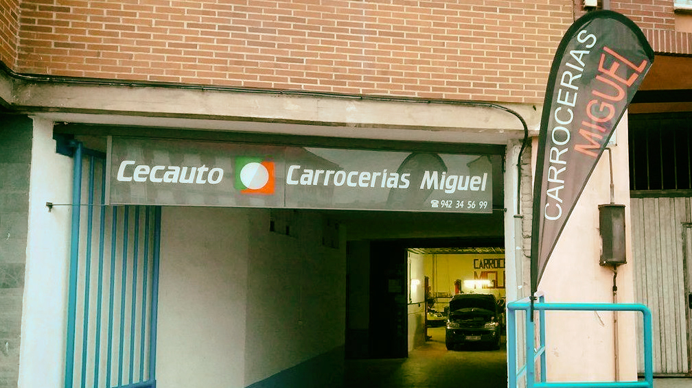 Carrocerias Miguel — Exterior