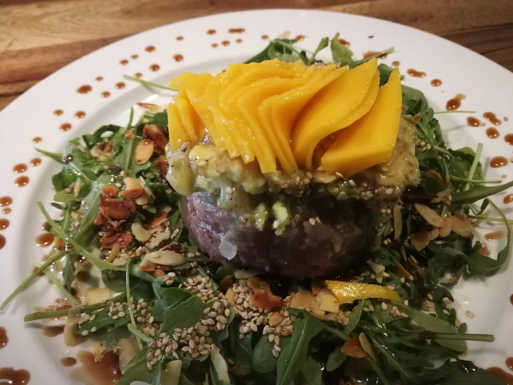 Bar Es Cafeto — Comida y bebida