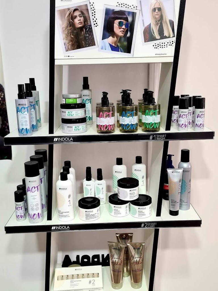 Monica Marin Peluqueria Y Estetica — Peinado