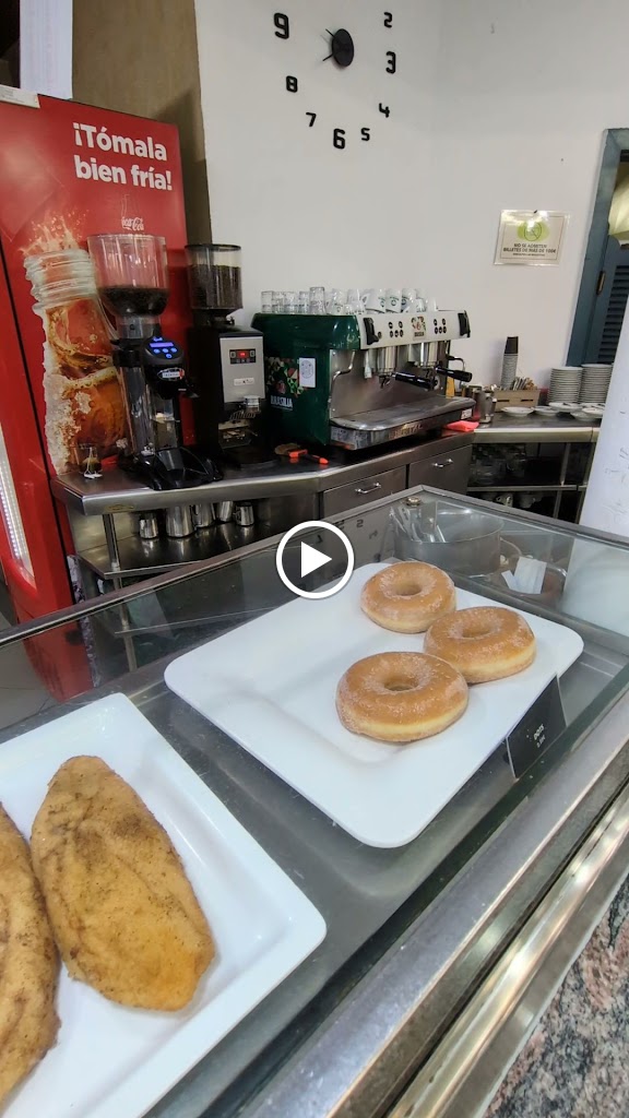 Estacion de Servicio Repsol — Videos
